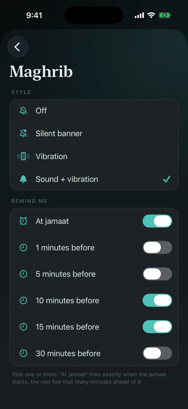 Maghrib notification settings: sound and vibration chosen, with reminders at the jama'ah and 10 and 15 minutes before it